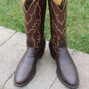 Nocona white label men's cowboy boots, chocolate in color. Elephant, size 9.5D.